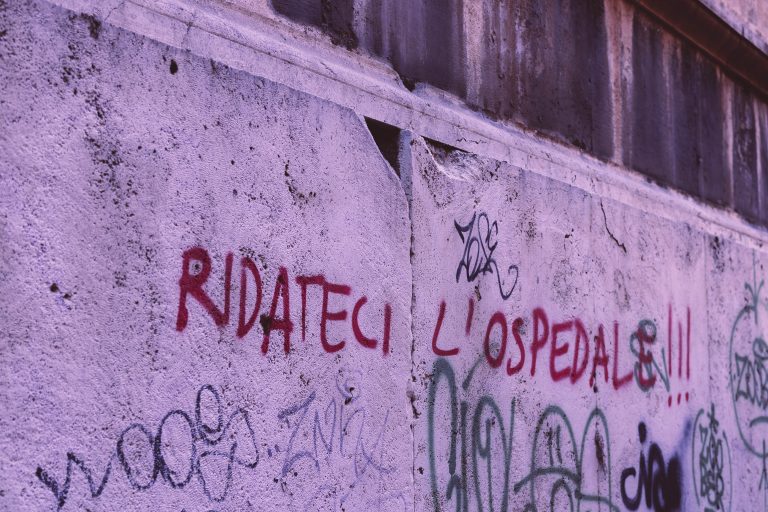 Rapporto Ocse 2018 sempre più a rischio quel diritto di tutti ad una sanità universalistica